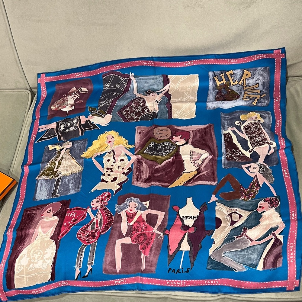 Hermes J'aime mon Carré silk scarf 70x70 pre-loved